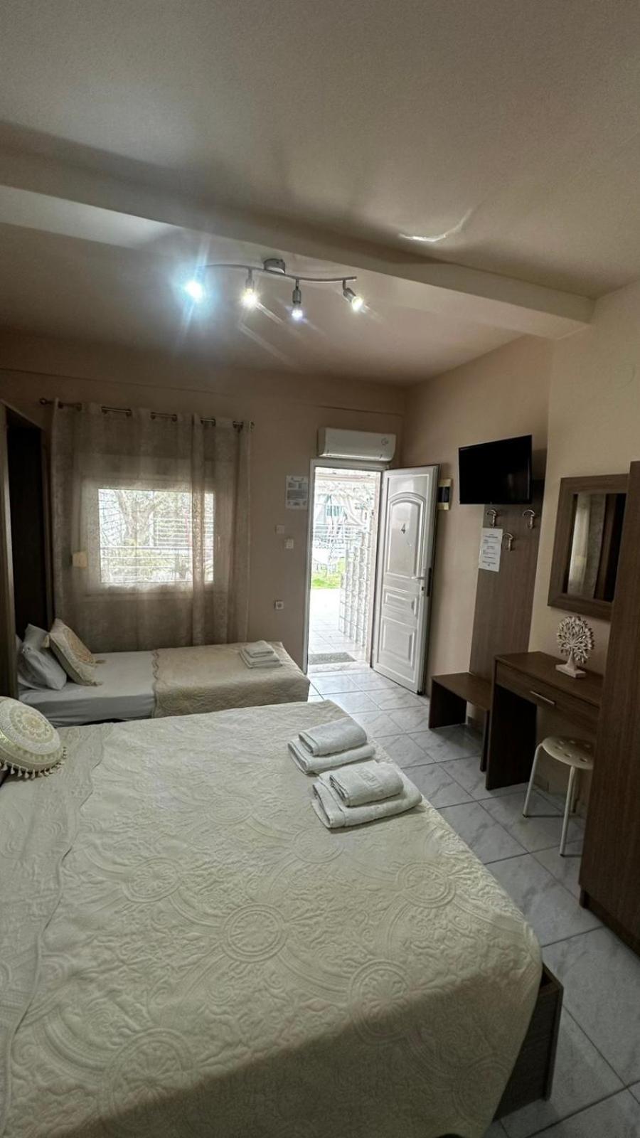 The Garden Apartments Nea Kallikrateia Room photo